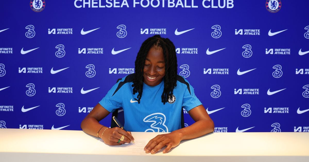 Official: Chelsea sign Oriane Jean-François from Paris Saint-Germain