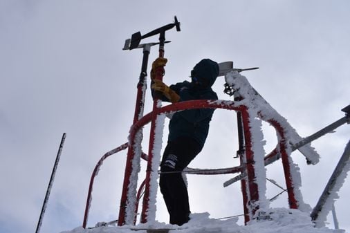 Atop Mount Washington, weather observers have a front row seat to the most extreme weather