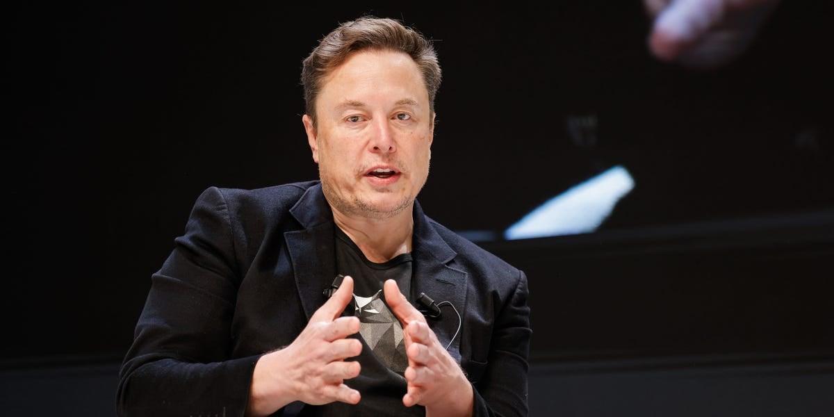 SpaceX rivals are trying to capitalize on Elon Musk's move to Texas by poaching his employees