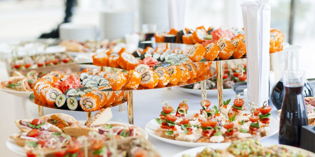 3 of the biggest wedding food trends you'll see everywhere this summer — and 2 that are on their way out
