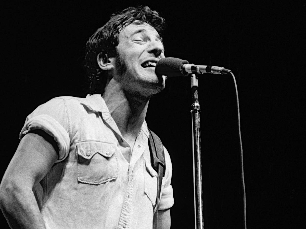 Bruce Springsteen’s ‘Nebraska’ Becomes A Top 10 Bestseller Decades After Its Release