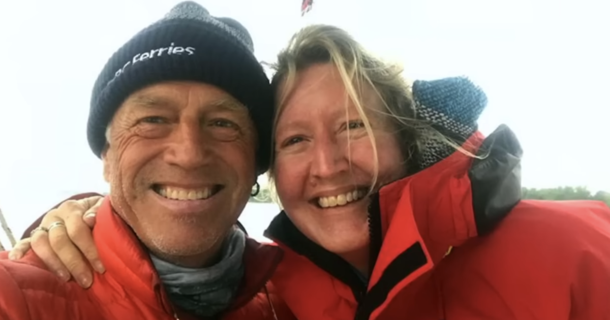Dead couple washes ashore in life raft, prompting Canada police investigation