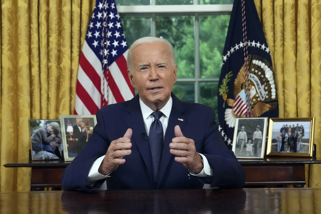 Biden tests negative for COVID, though travel plans still on hold- Washington Examiner