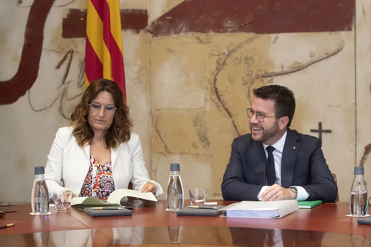 Aragonès pedirá a Sánchez un "compromiso" con el concierto para evitar el veto de las bases de ERC a la investidura de Illa