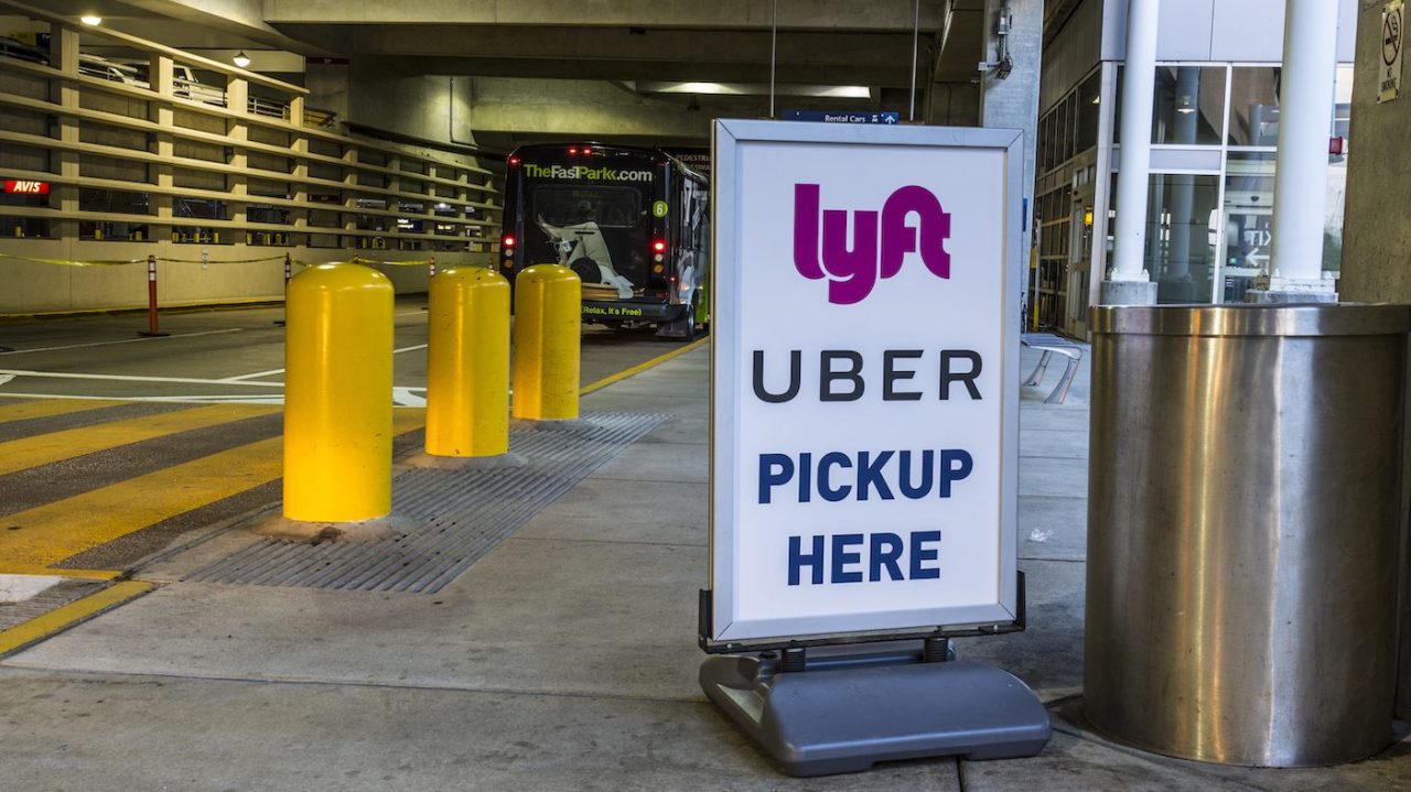 California Supreme Court rules Uber, Lyft drivers classified as contractors