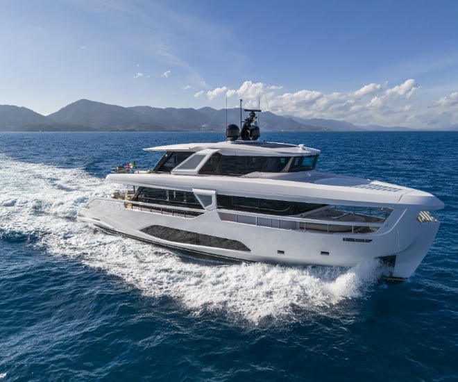 Ferretti Yachts INFYNITO 90 is a Bow to the Future