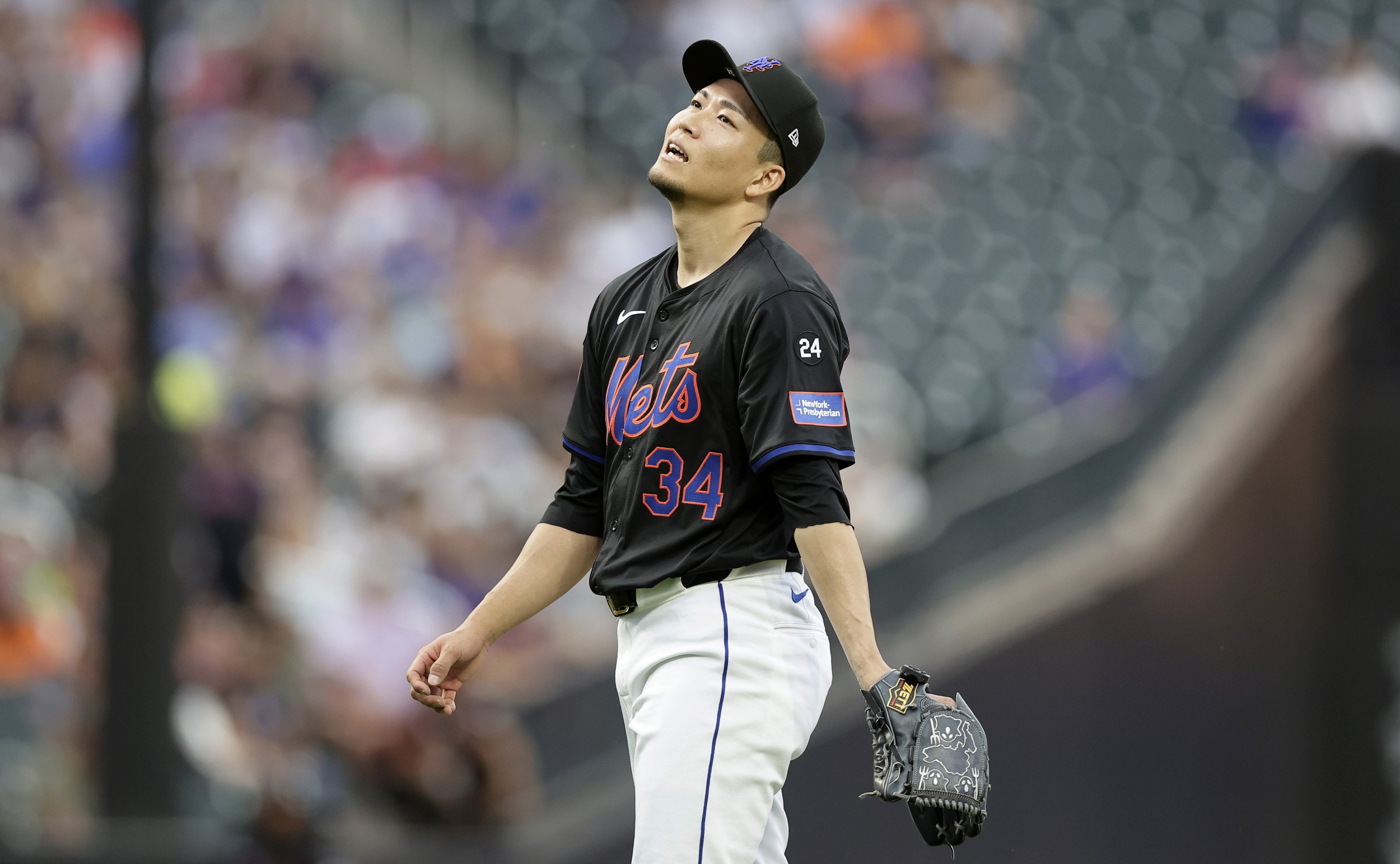Mets' Kodai Senga Exits First Start of Season With Injury