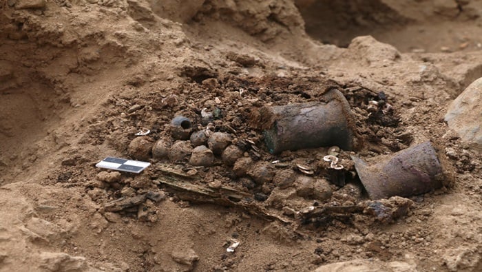 800-Year-Old Elite Graves Discovered in Peru