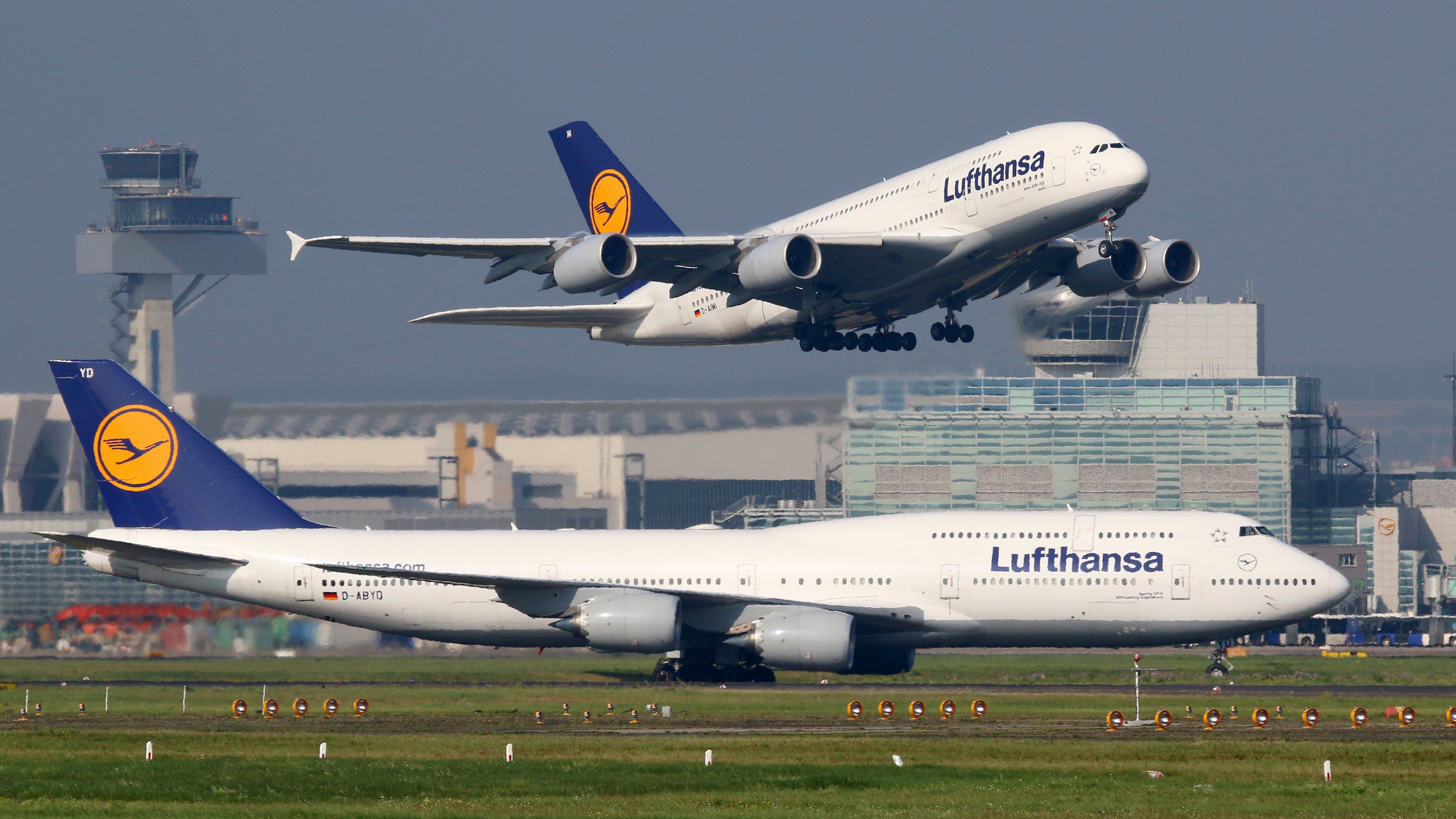 Double-Decker Die-Hards: The Airlines That Have Flown Both The Airbus A380 & The Boeing 747
