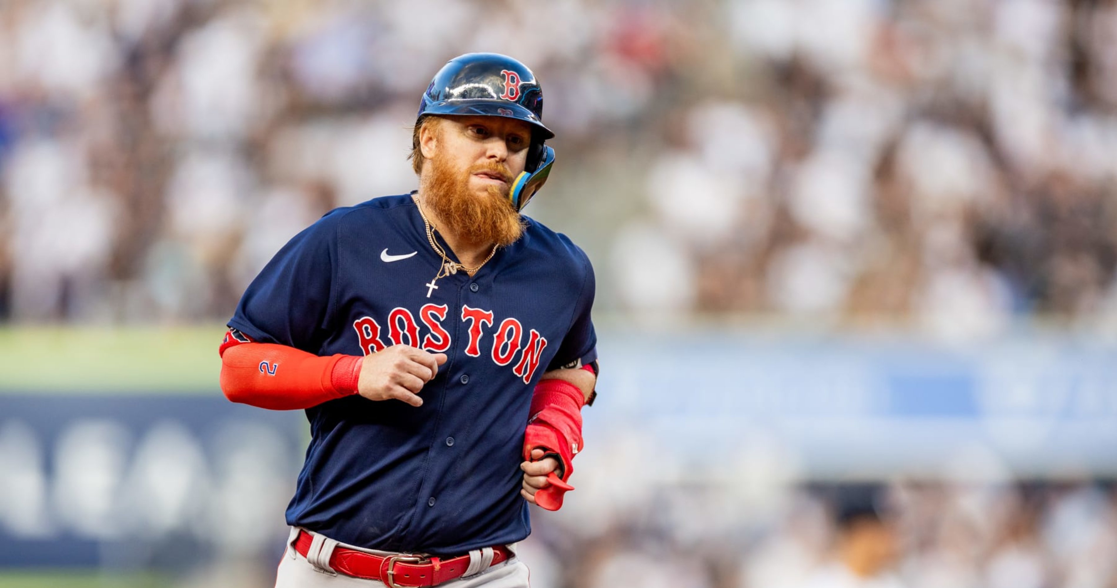 MLB Rumors: Justin Turner Traded to Mariners from Blue Jays amid Yandy Díaz Buzz