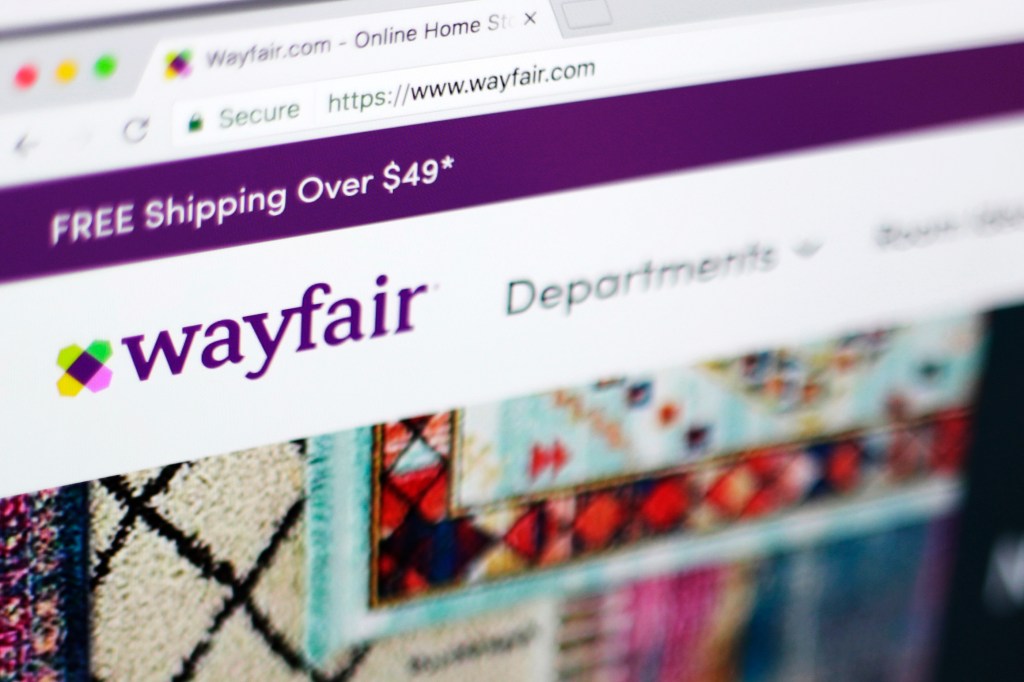 Wayfair planning to open first Illinois outlet store in Naperville this fall