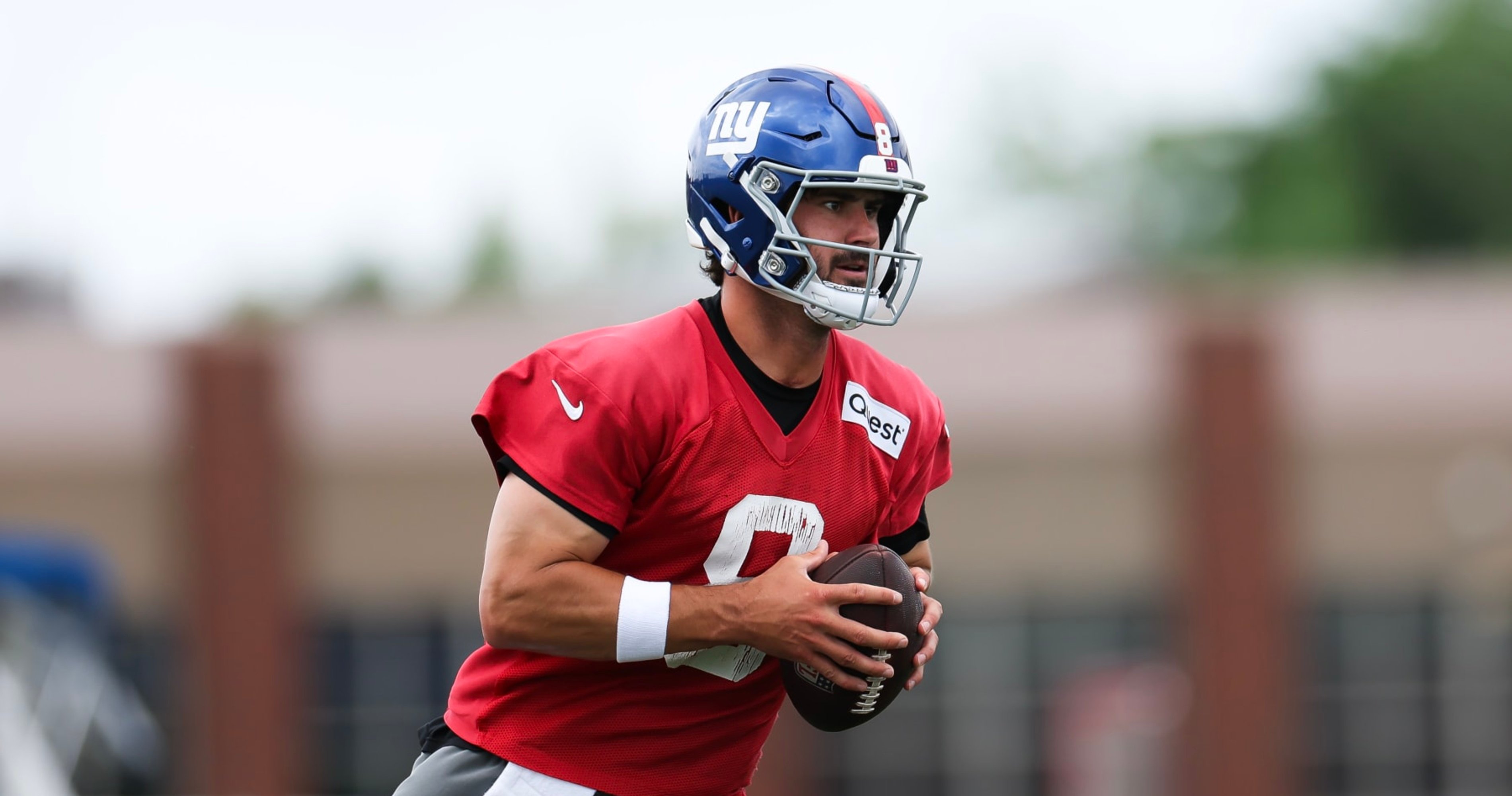NFL Rumors: Giants Want Daniel Jones as QB1 to See If 'They Need to Move on in 2025'