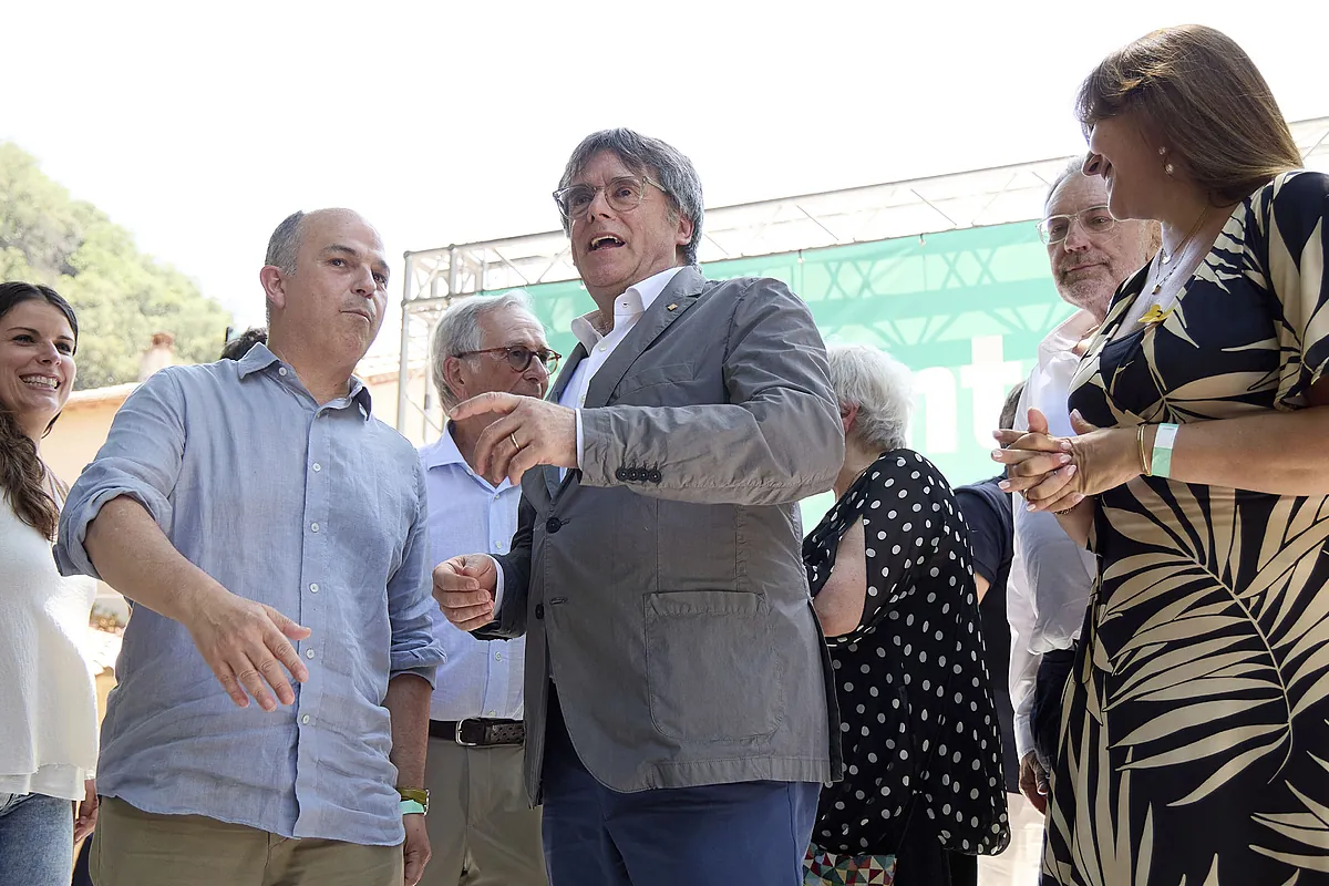 Puigdemont hace pinza con los críticos de ERC, que piden el 'no' a Illa: "Estaba dispuesto a aplicarnos un 155 indefinido"