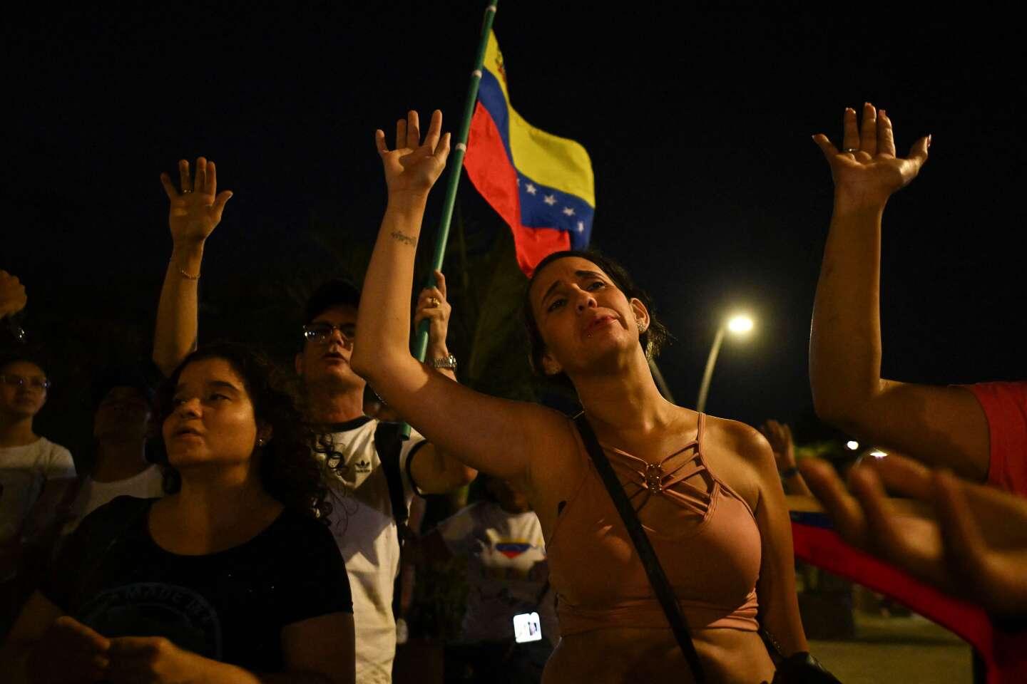 Nicolas Maduro déclaré vainqueur de la présidentielle au Venezuela : l’opposition appelle à la mobilisation