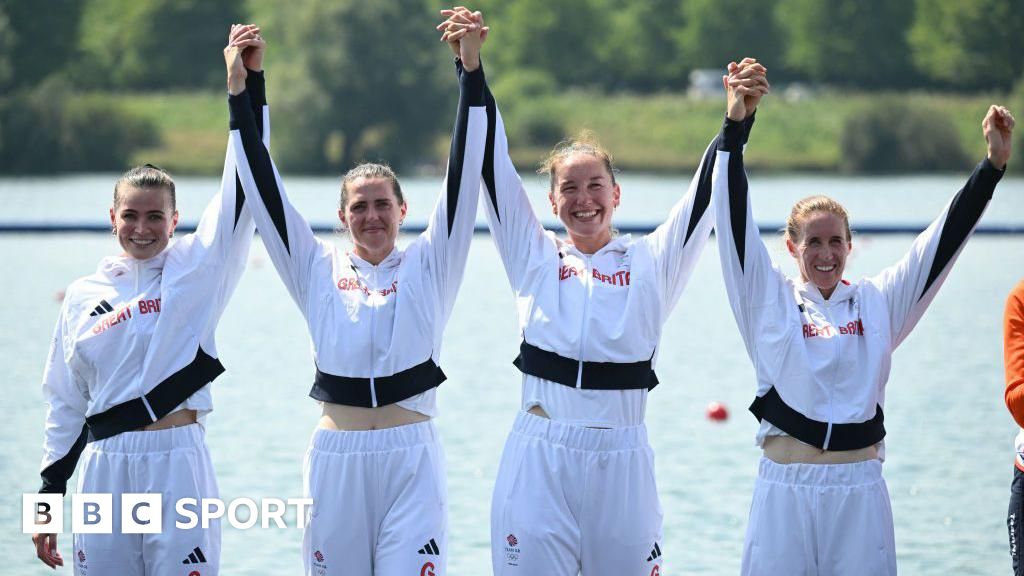 Rowers add more medals with Murray to come on day six