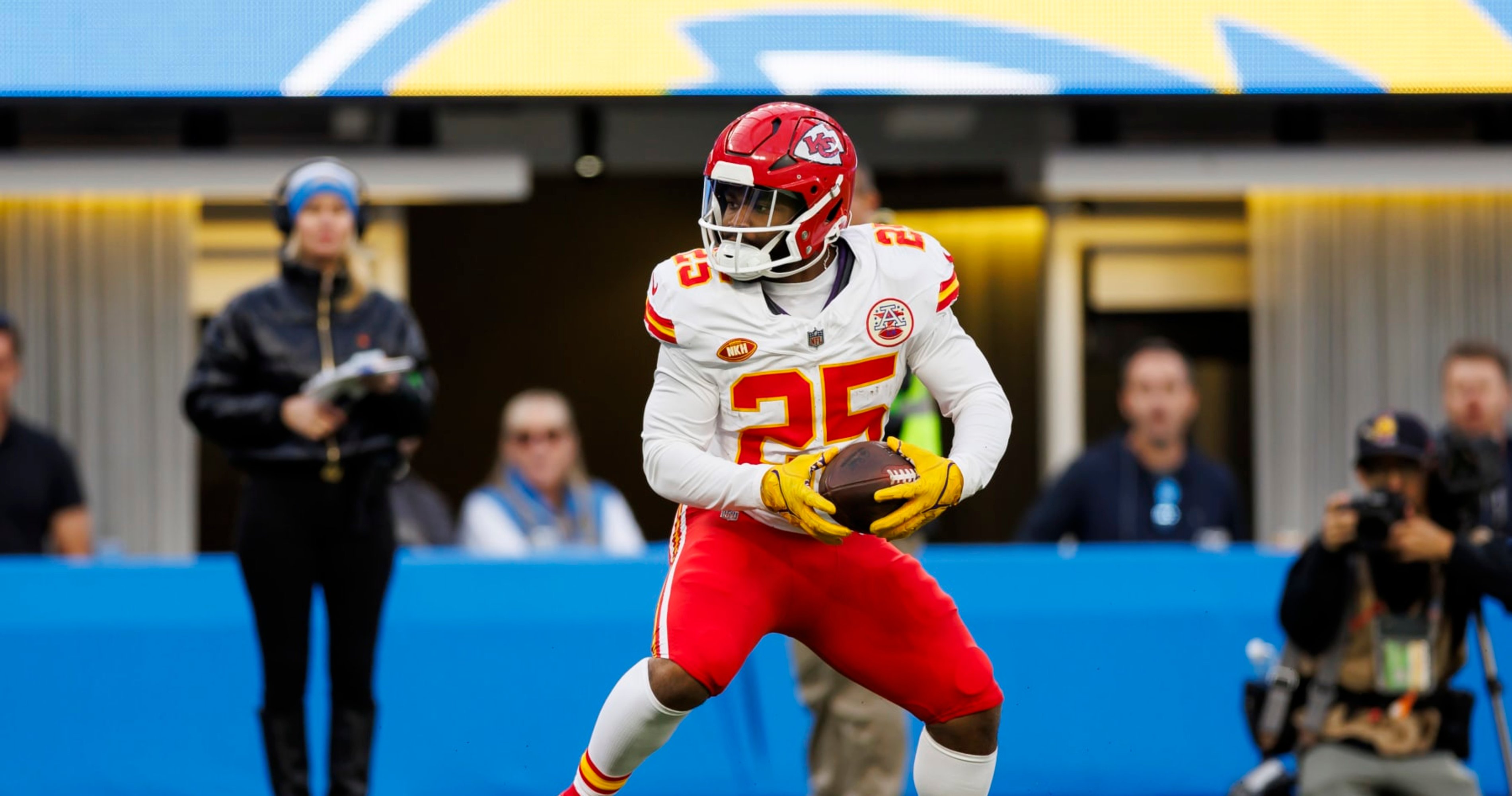 Chiefs' Clyde Edwards-Helaire Opens Up About PTSD Diagnosis After Practice Absences