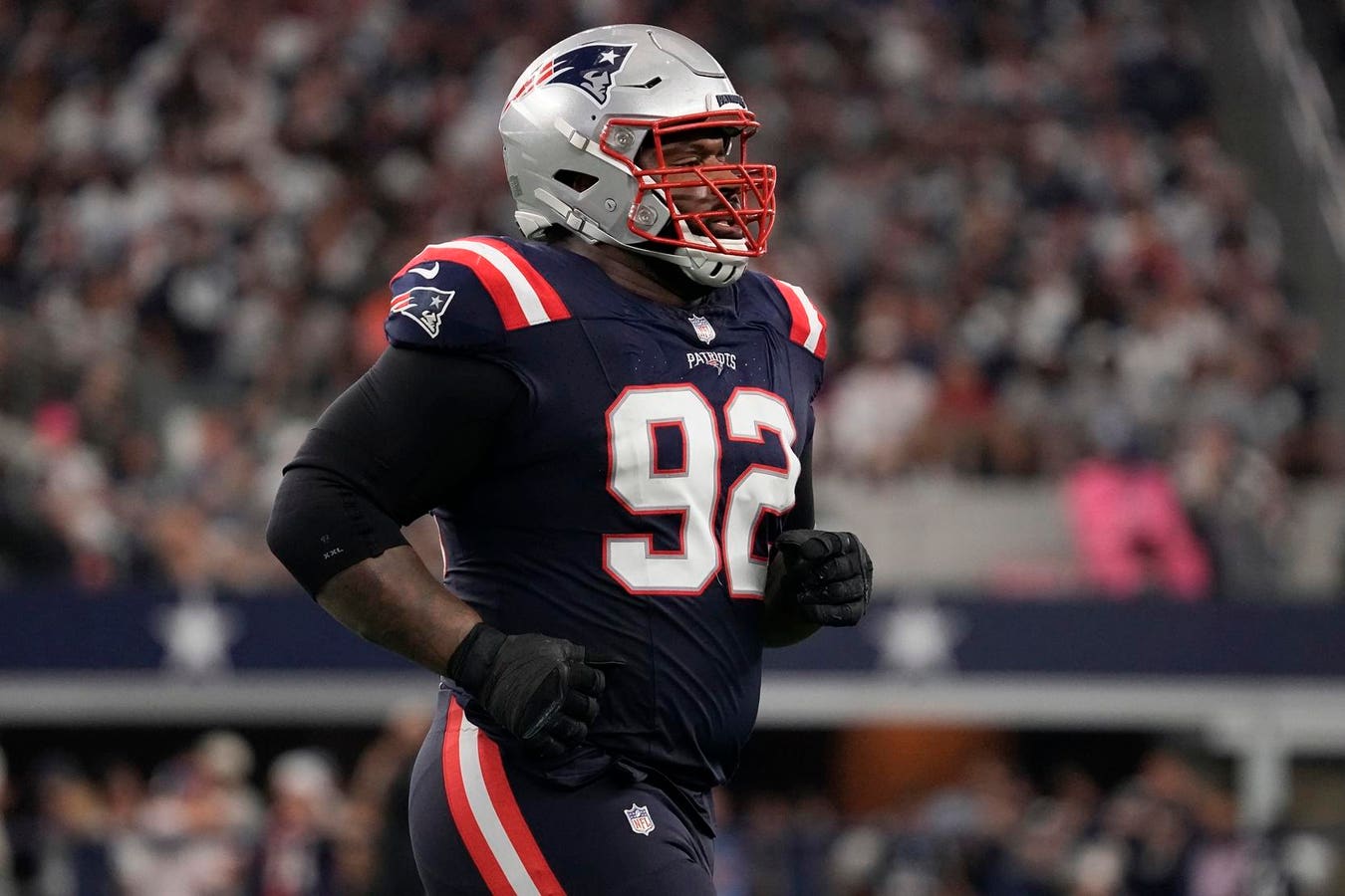 Jerod Mayo Sees ‘Stability’ In Veteran Patriots Nose Tackle Davon Godchaux