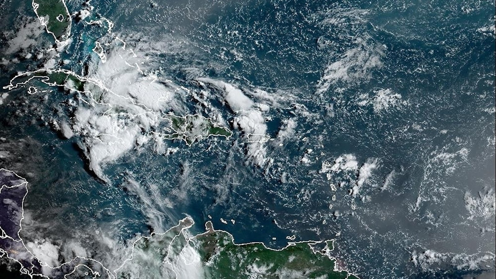 State of emergency issued in Florida, 90% chance of named storm developing