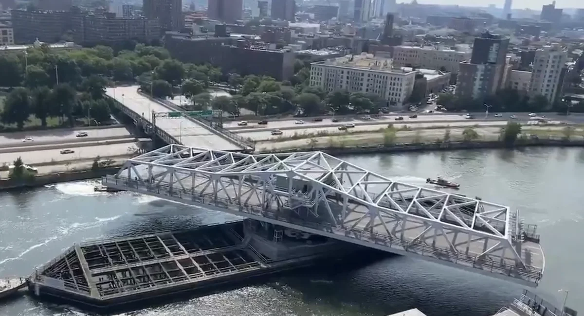 Third Avenue Bridge in the Bronx gets stuck due to heat, DOT says