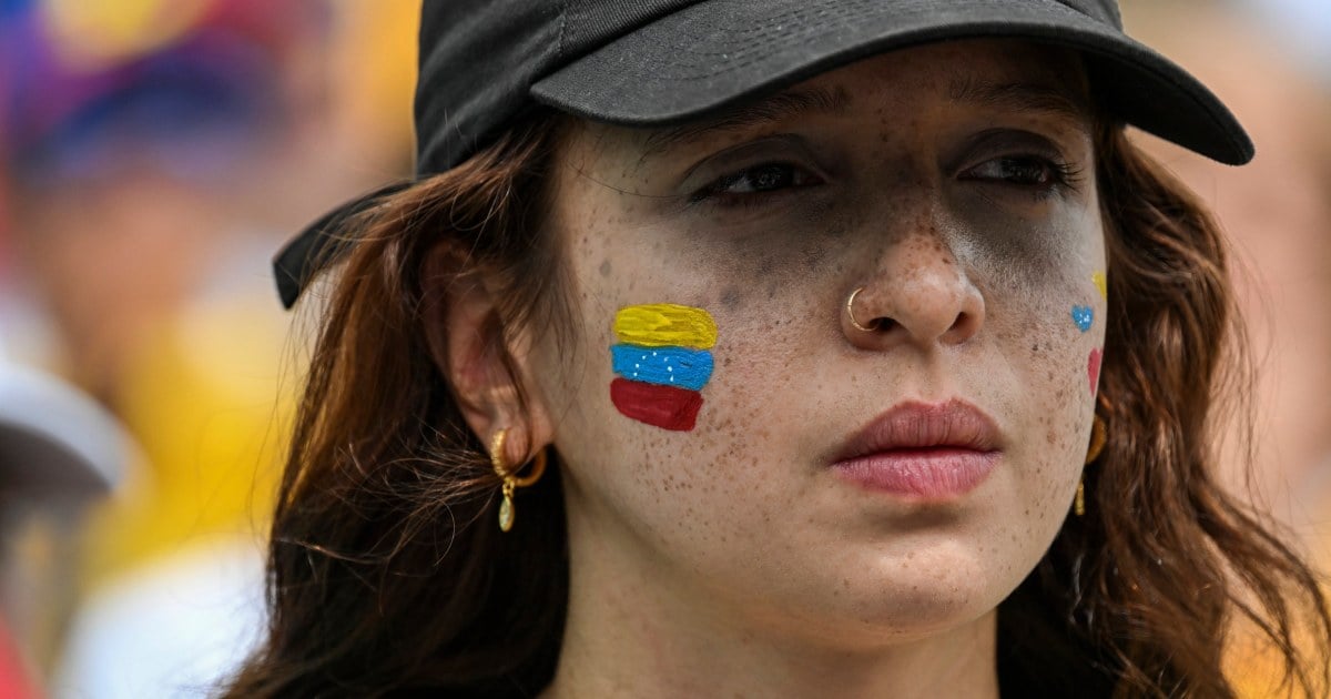 'We are all united': South Florida's Venezuelan community gathers to protest election