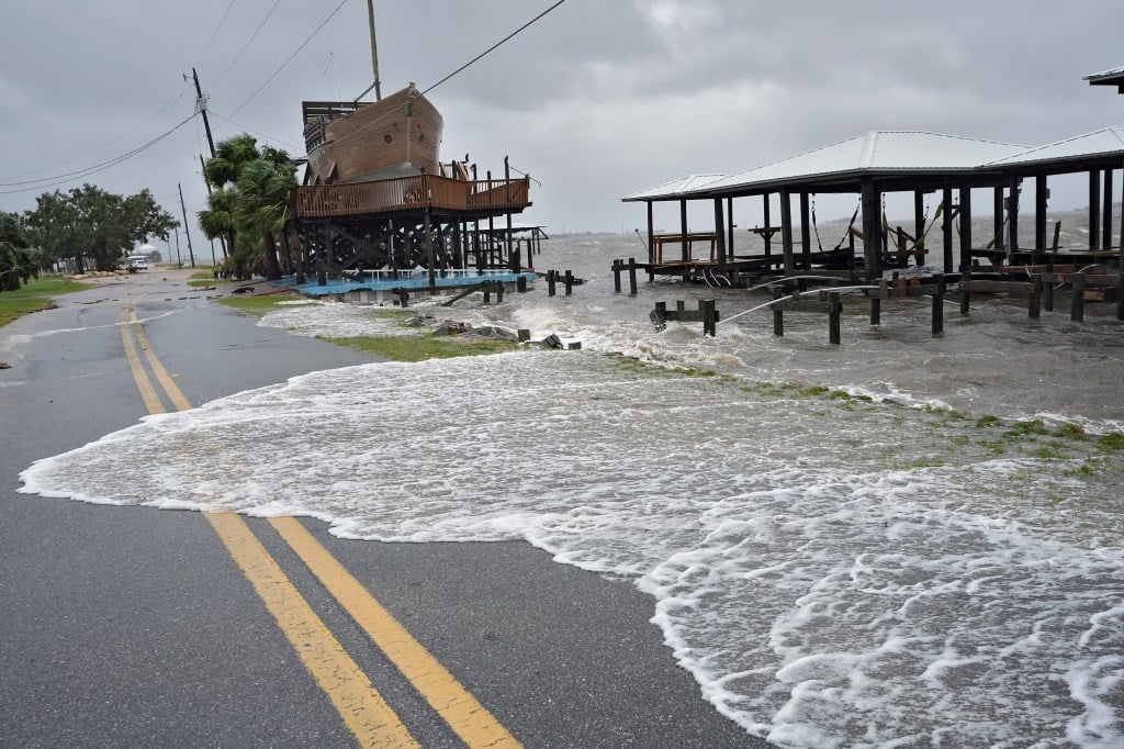 Hurricane Debby makes landfall in Florida as Category 1 storm and threatens catastrophic flooding