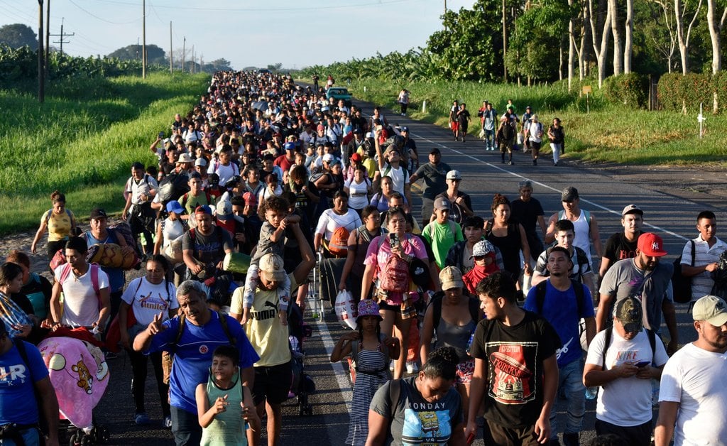 Thousands of Migrants Leave Southern Mexico On Foot in New Caravan Headed for the U.S. Border