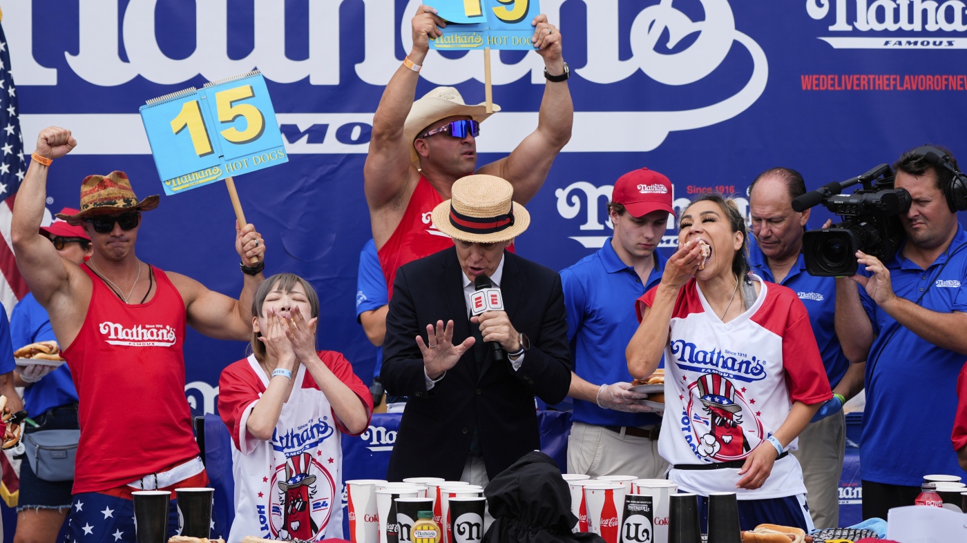 Miki Sudo sets record for hot dog eating and Patrick Bertoletti wins men’s contest