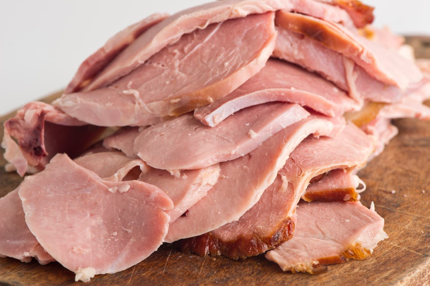 Deadly Listeria Outbreak Across 12 States Linked to Deli Meat