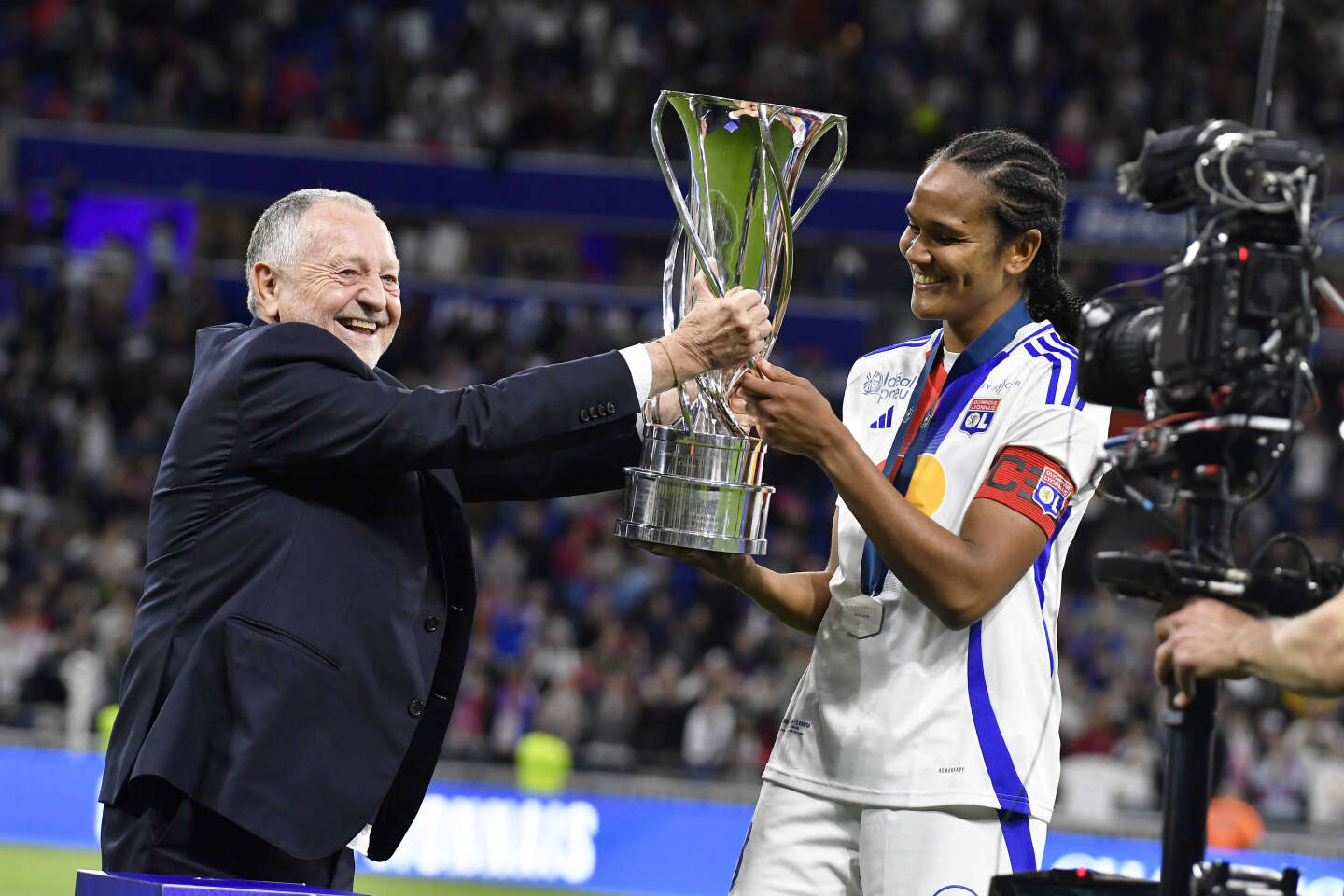 JO 2024 : « La manière de parler du football au féminin a changé. On était peut-être un peu rétrograde, en France »