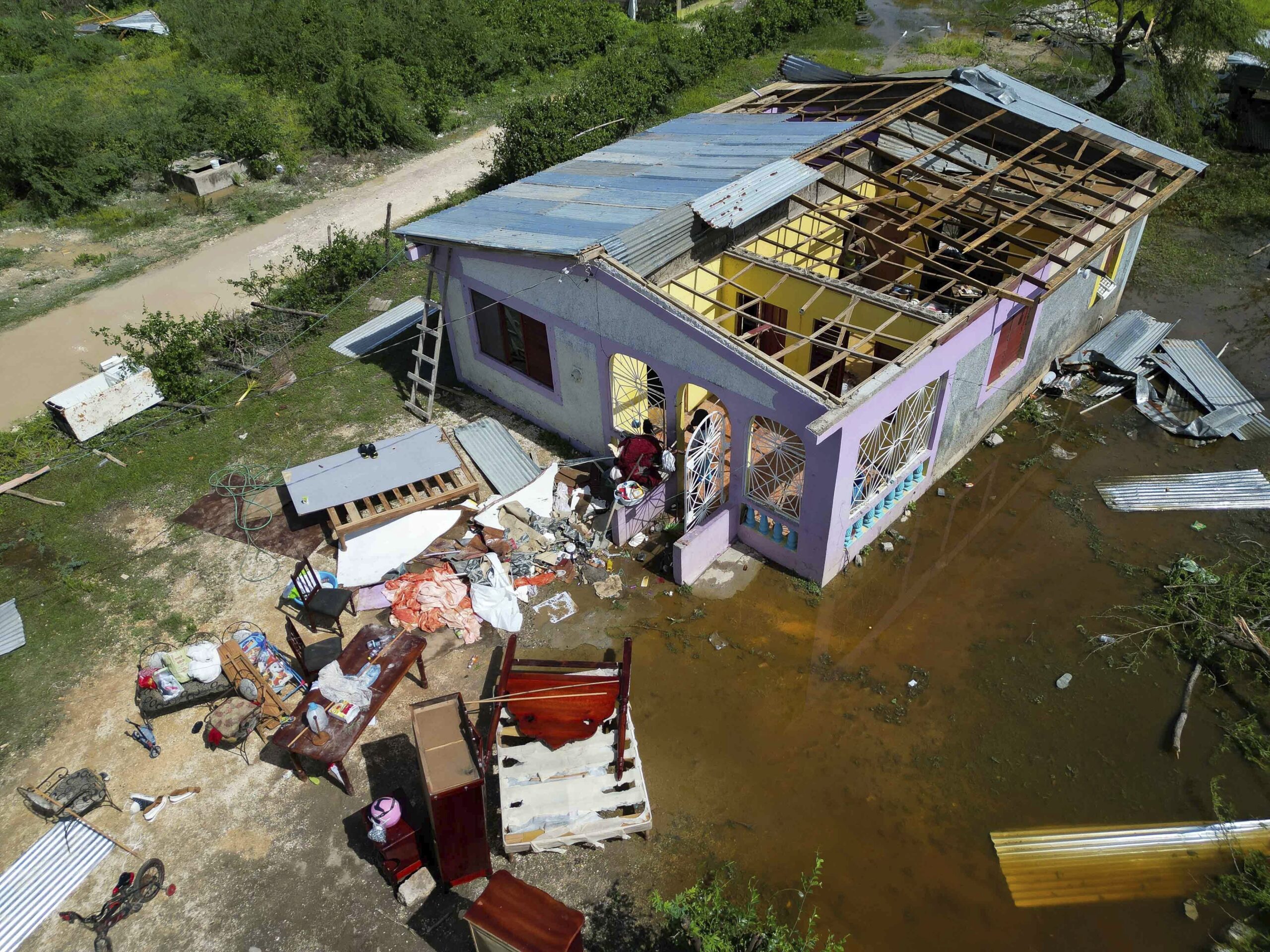 Caribbean Braces for Economic Punch After Season’s Deadly 1st Hurricane