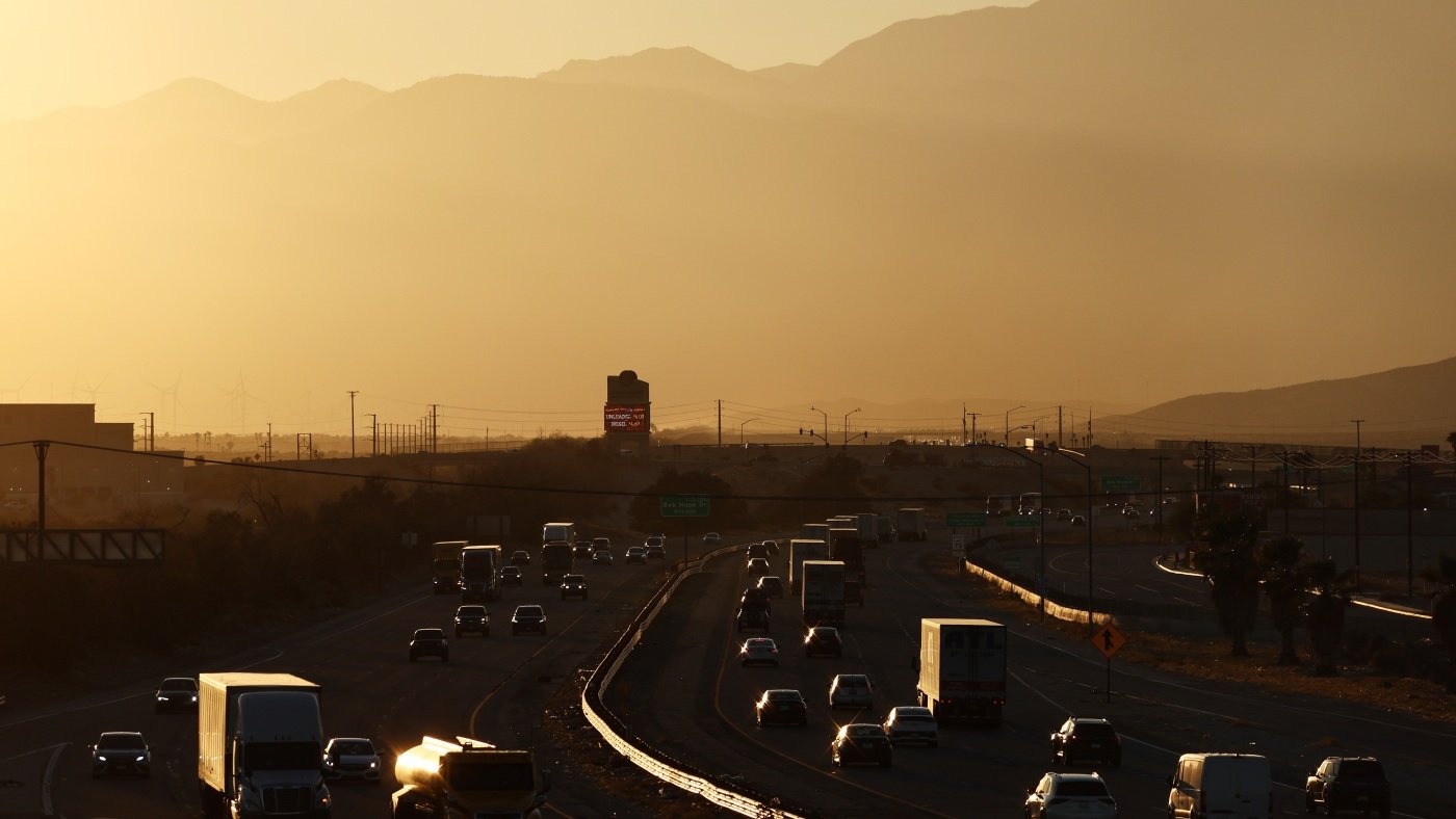 'We're screaming into the void.' Across the U.S., heat keeps breaking records