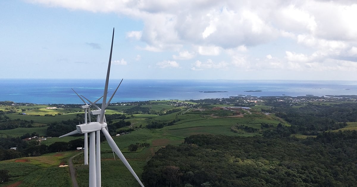 Dans les outre-mer, les carburants pas très verts de la décarbonation