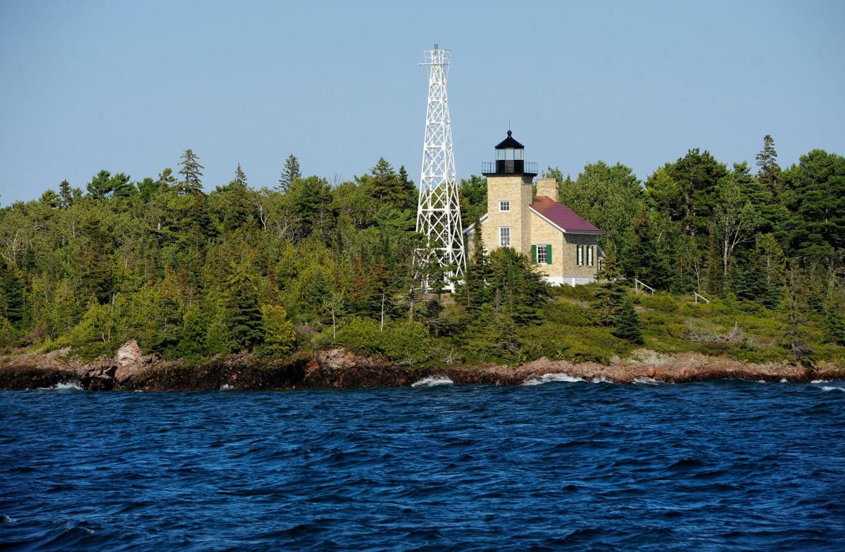 How deep are the Great Lakes? See where Lake Ontario ranks