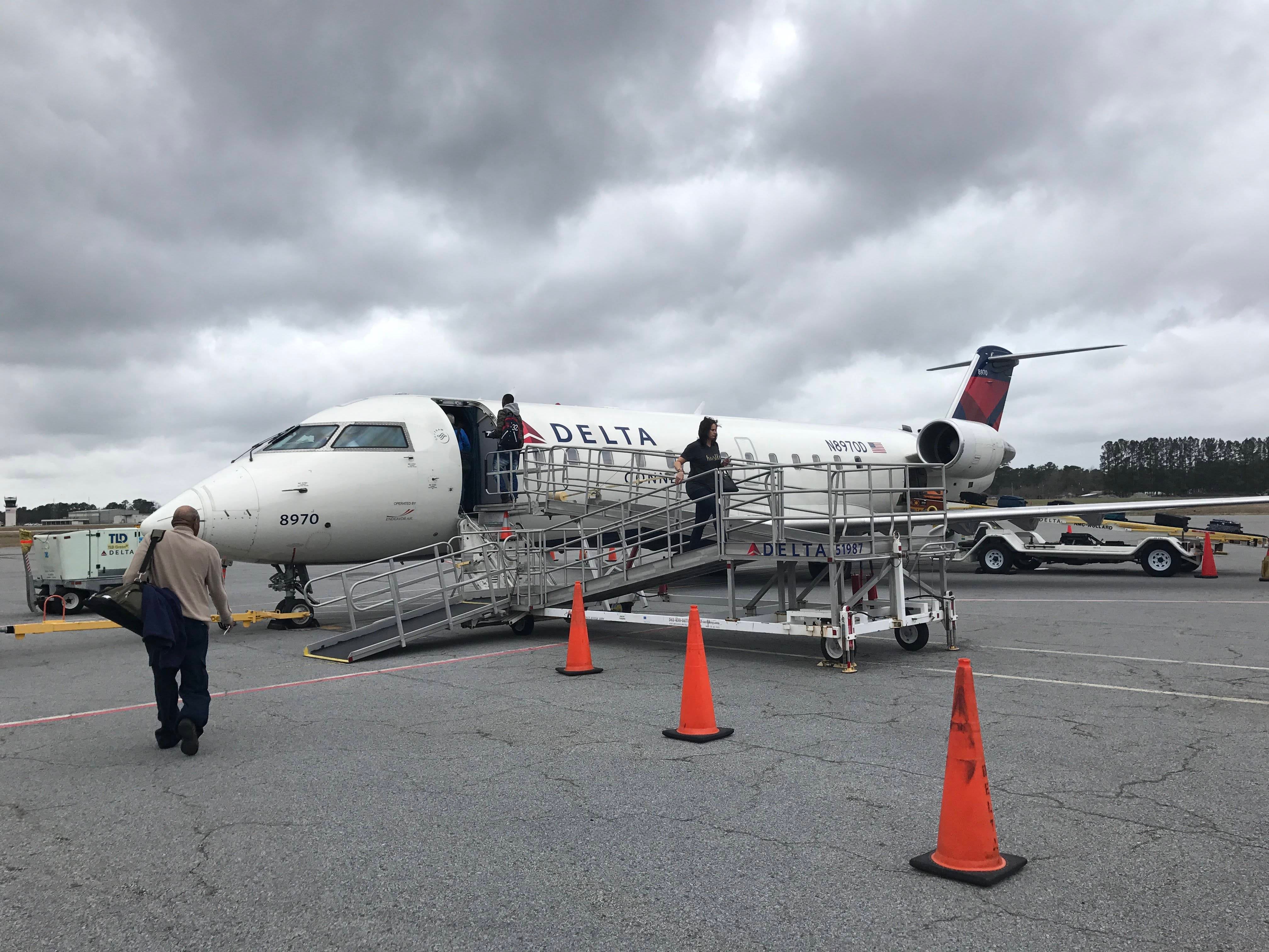 Delta’s most uncomfortable regional jet makes a surprise comeback