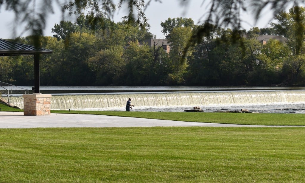 Don’t remove South Elgin’s Fox River dam, resident group says