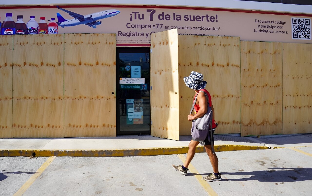 Mexico prepares for Hurricane Beryl landfall