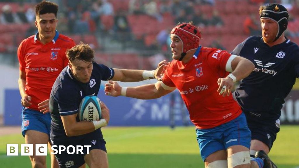 Scotland score eight tries to beat battling Chile