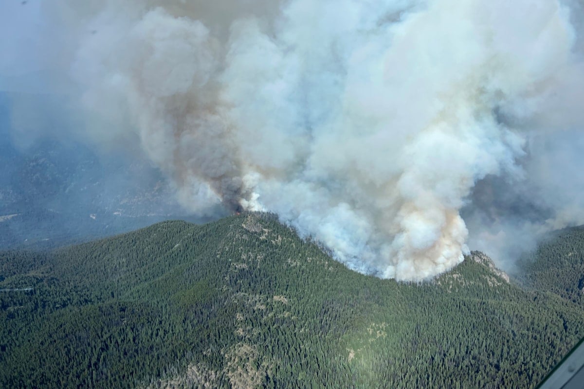 Some evacuation orders downgraded for Shetland Creek wildfire