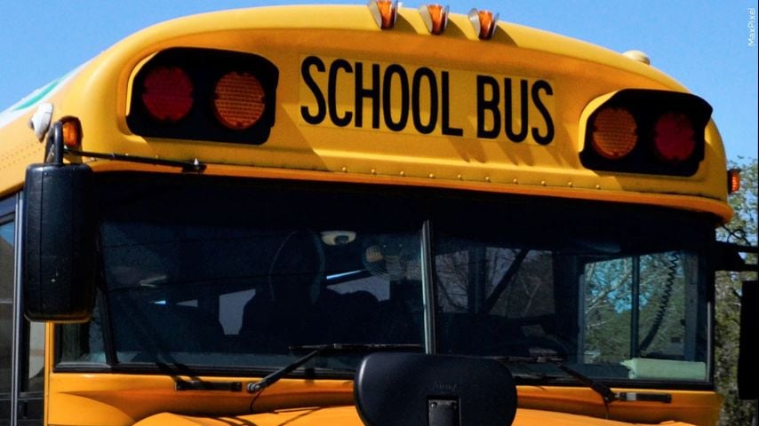 Safety commission reminds drivers to follow school zone, bus guidelines as school starts again