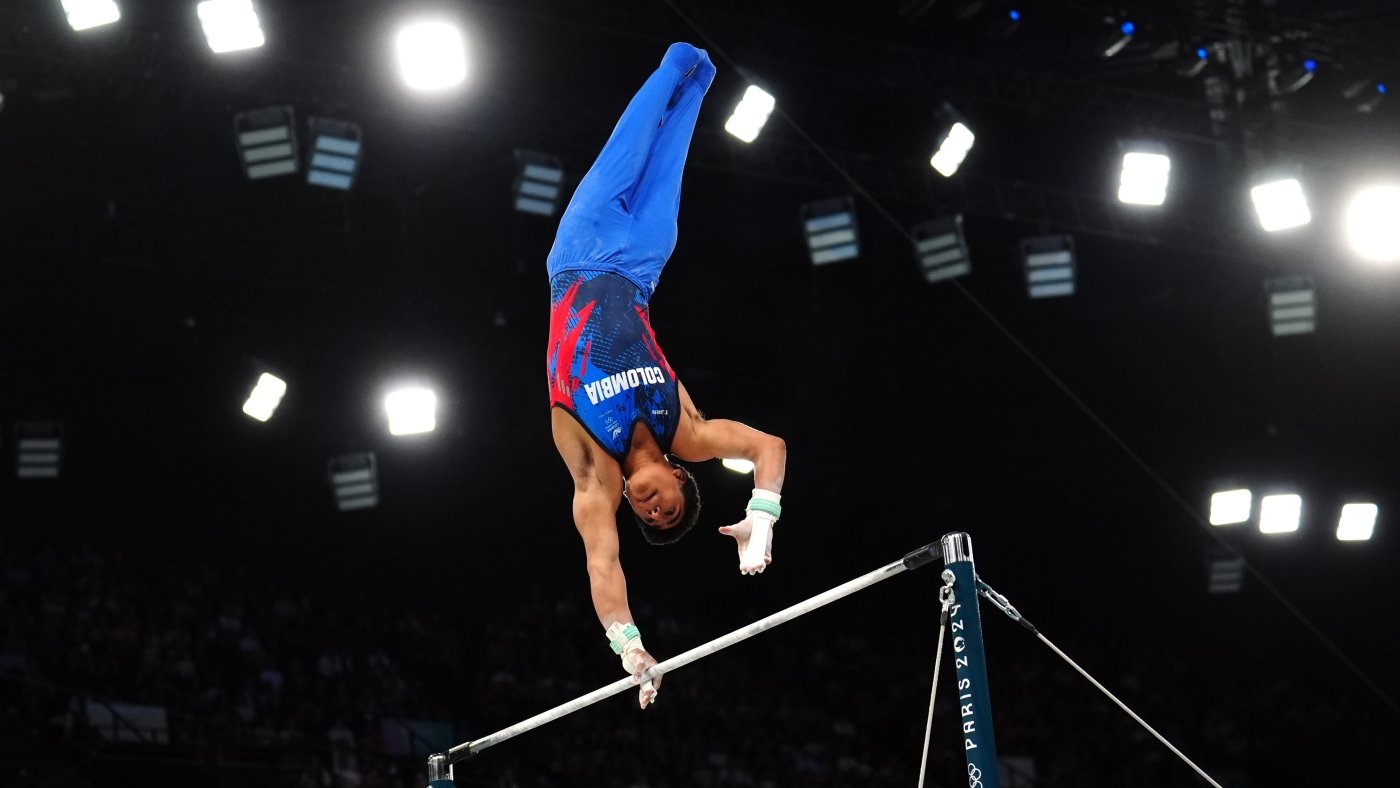 Colombia goes gaga over gymnast Ángel Barajas: From fence jumper to Olympic medalist