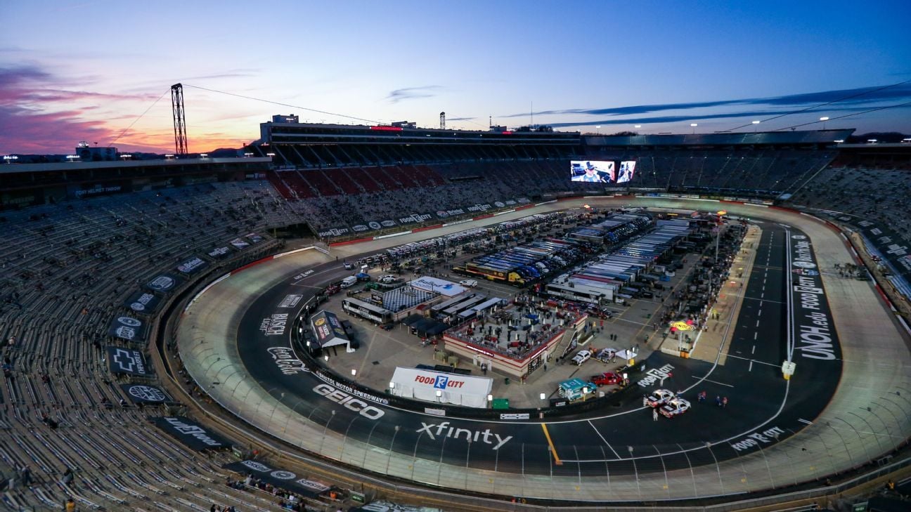 Reports: NASCAR's Bristol to host Reds-Braves