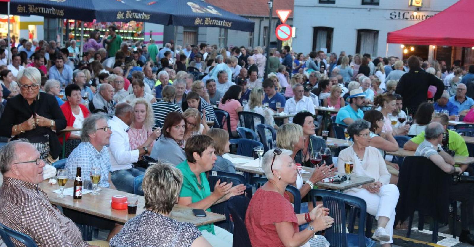 Pauline Slangen en Gibson Brothers op 44ste Volksfeesten in Kooigem