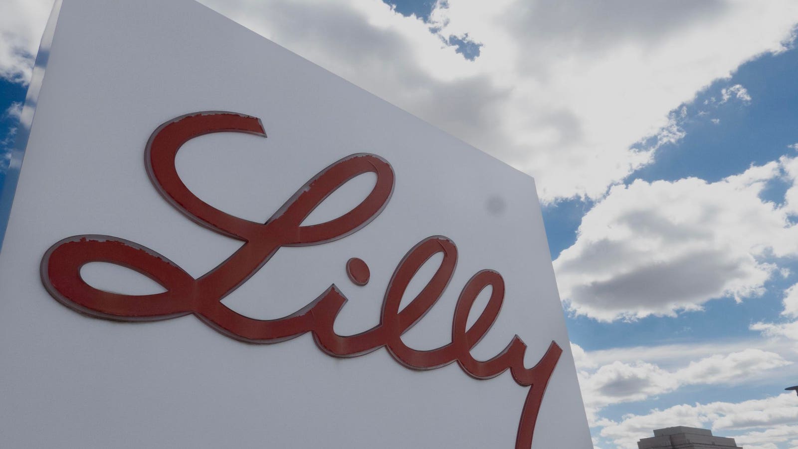 Eli Lilly Surges On Strong Earnings As Mounjaro And Zepbound Sales Soar