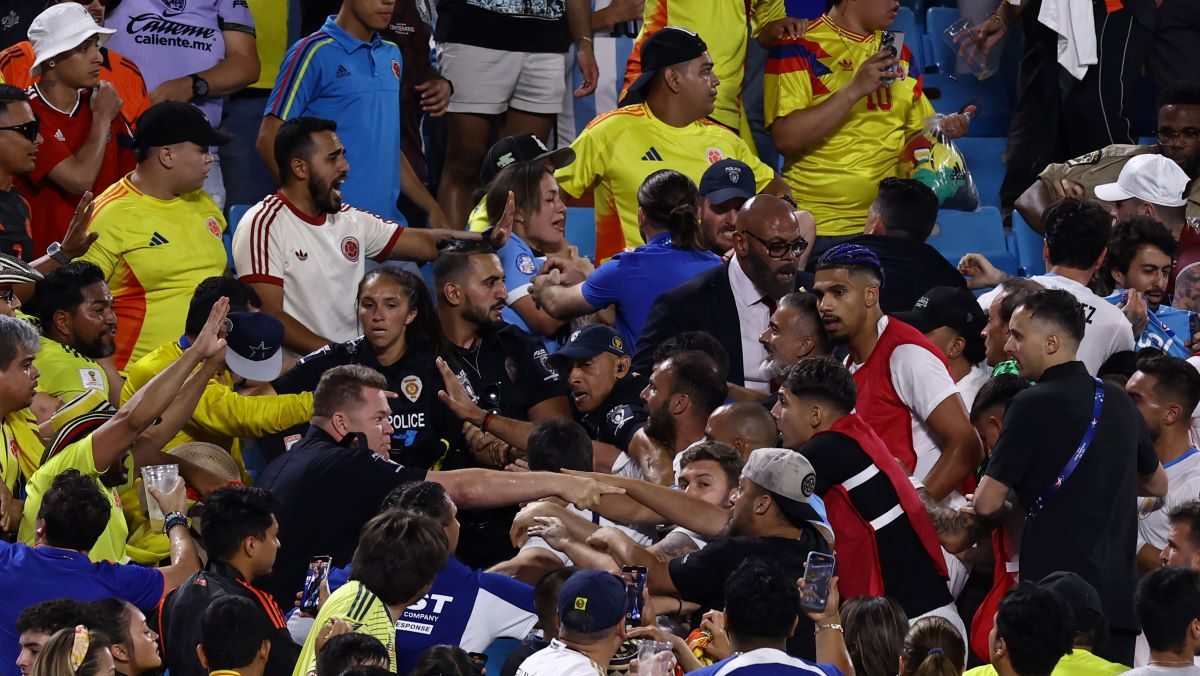 Jugadores y aficionados de Colombia y Uruguay se enfrentan tras semifinal de la Copa América