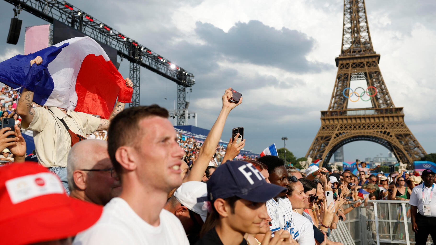 JO de Paris 2024 : D’où vient ce procès fait à la gauche (et pourquoi c’est infondé)