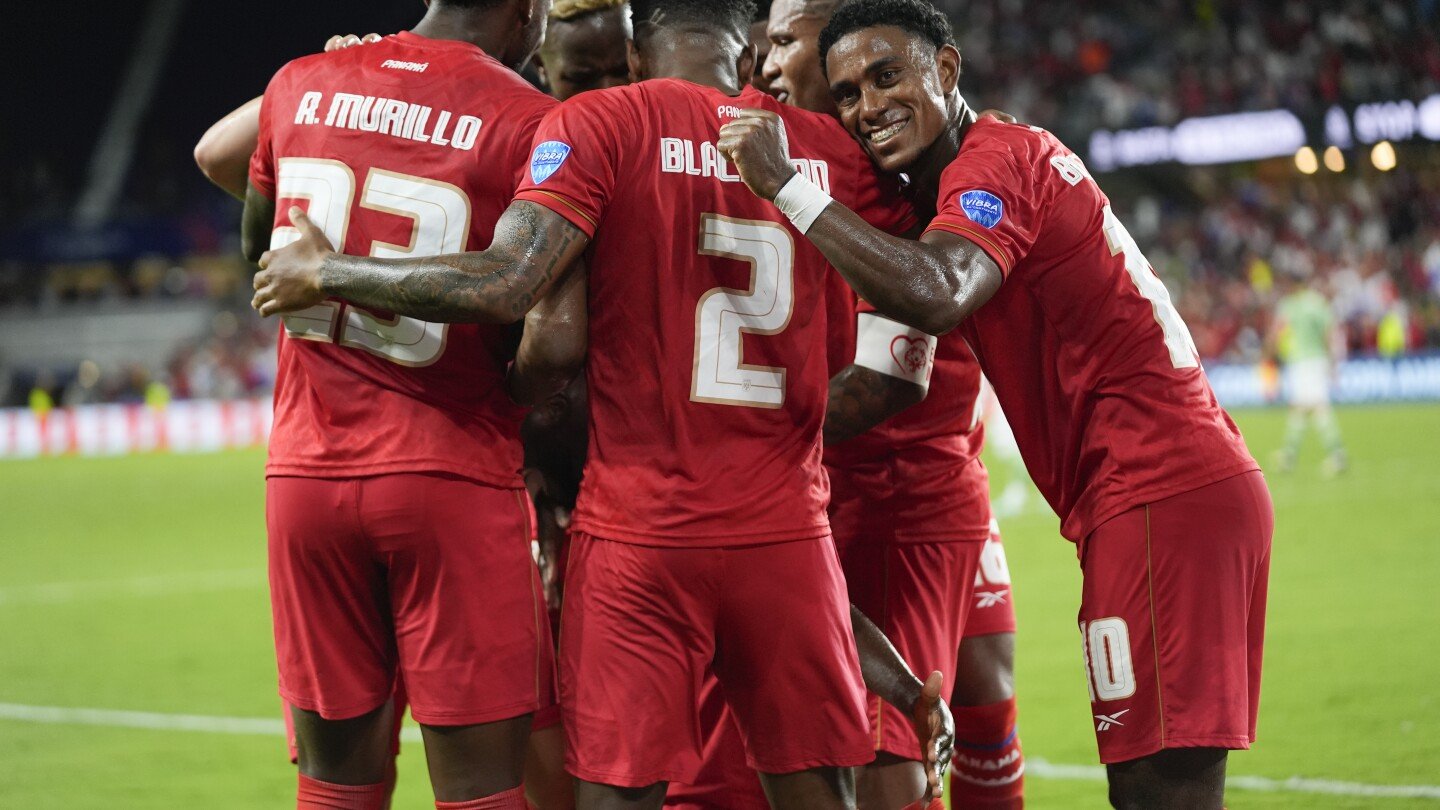 Panama beats Bolivia 3-1 to reach knockout rounds and help eliminate the U.S. from Copa America