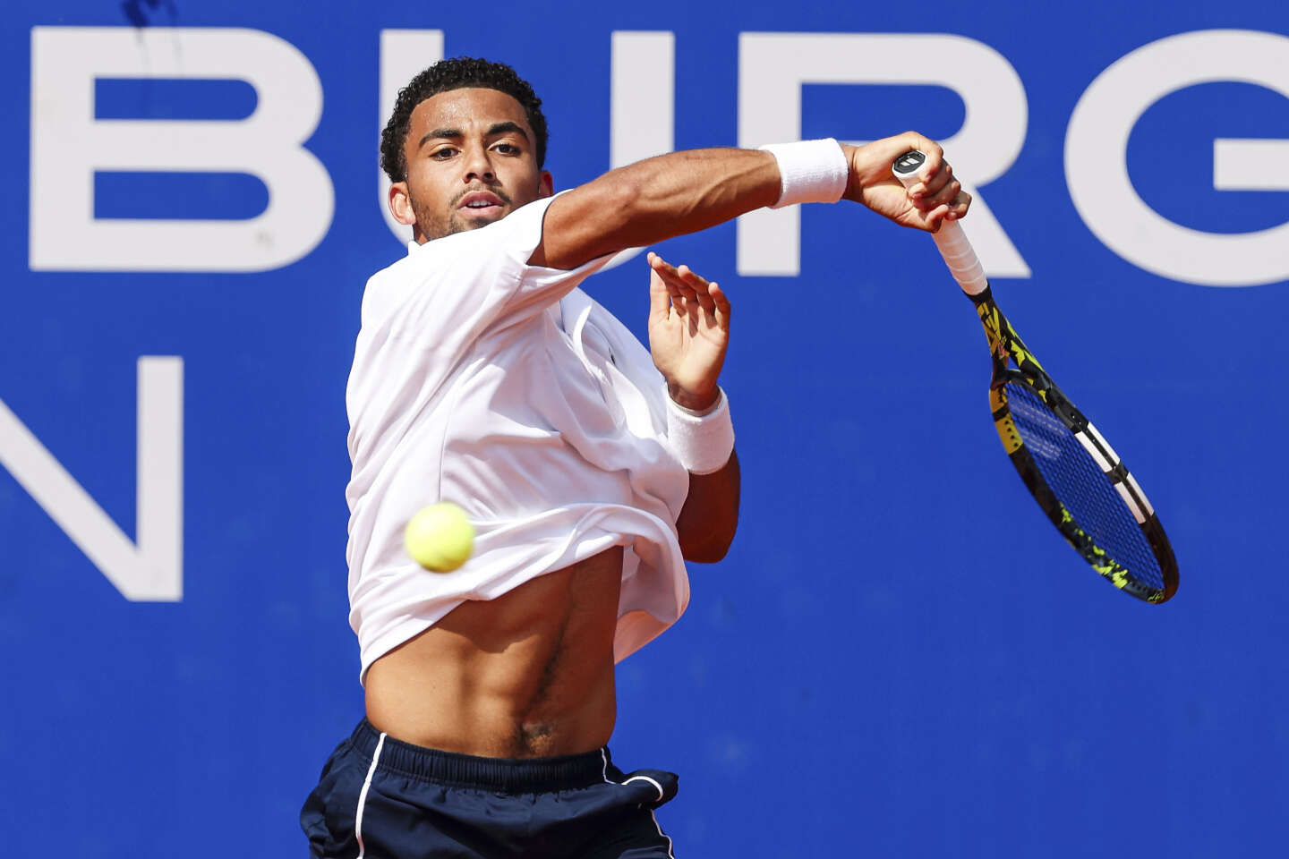 Arthur Fils décroche une victoire de prestige contre Alexander Zverev à l’issue d’une finale tendue