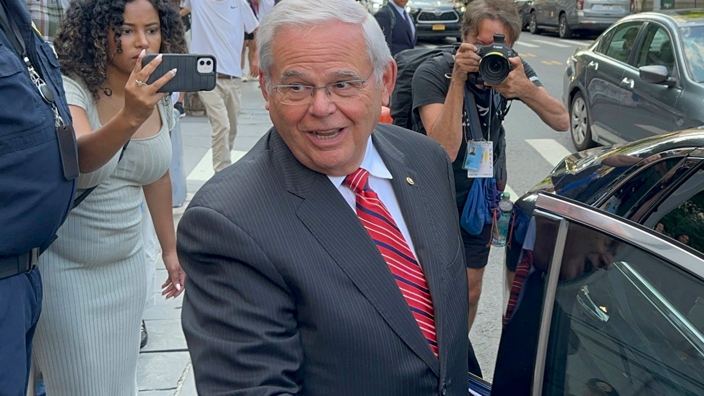 Jury to begin deliberations Friday in bribery trial of New Jersey Sen. Bob Menendez