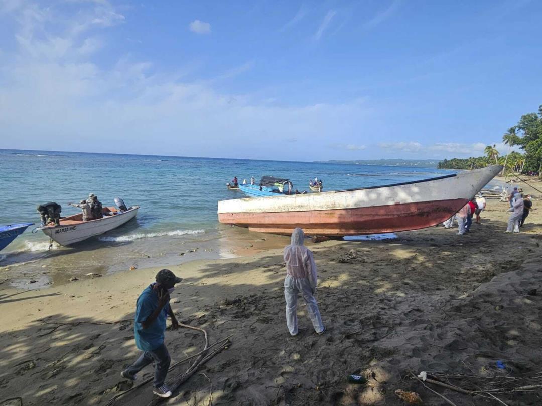 Mysterious Drifting Boat Reveals 14 Skeletons