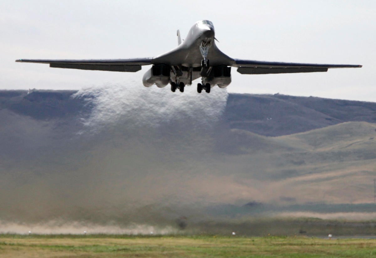 Multiple crew failures and wind shear led to January crash of B-1 bomber, Air Force says